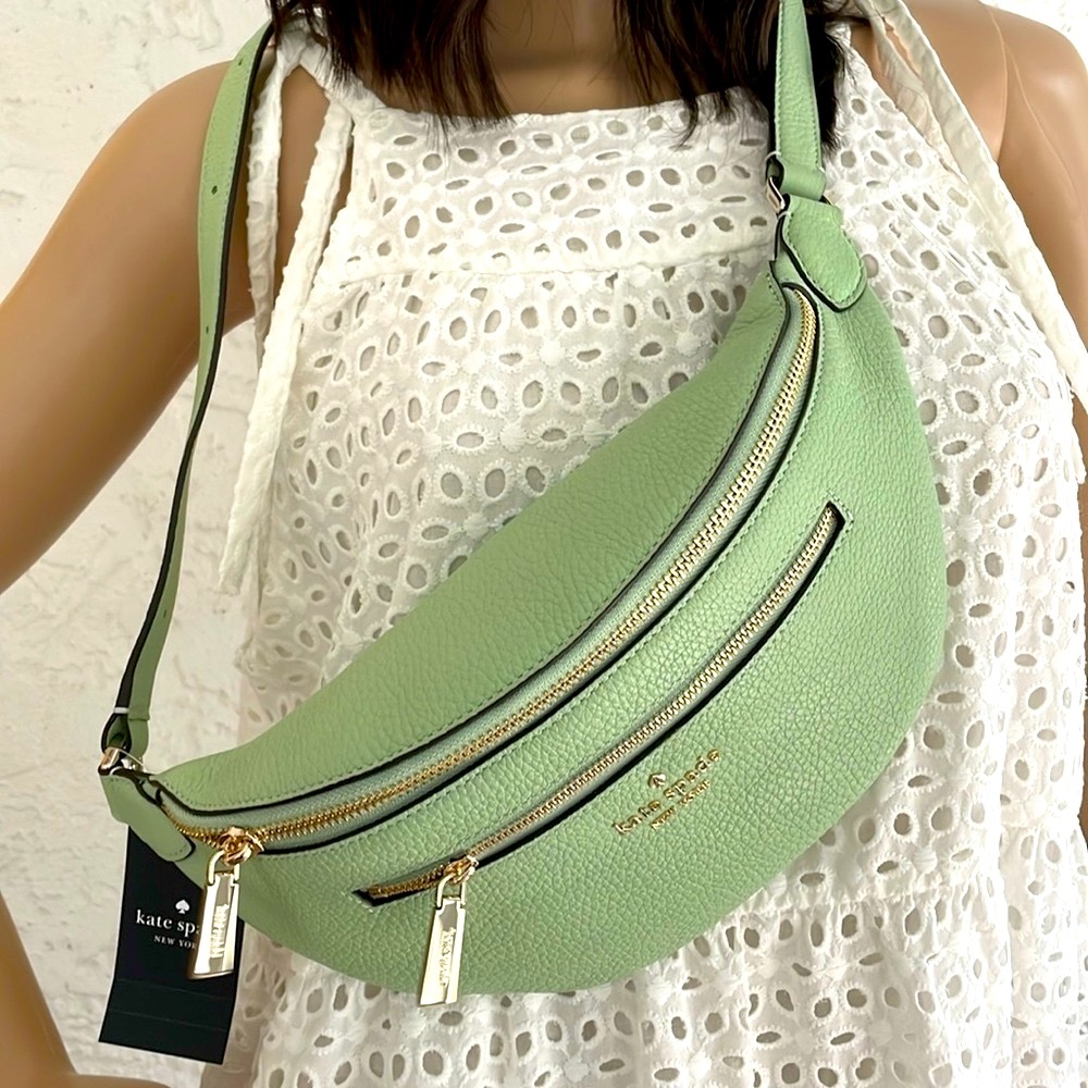 BEAUTIFUL NWT MINT LEILA PEBBLED LEATHER FANNY BELT BAG BEACH GLASS MINT